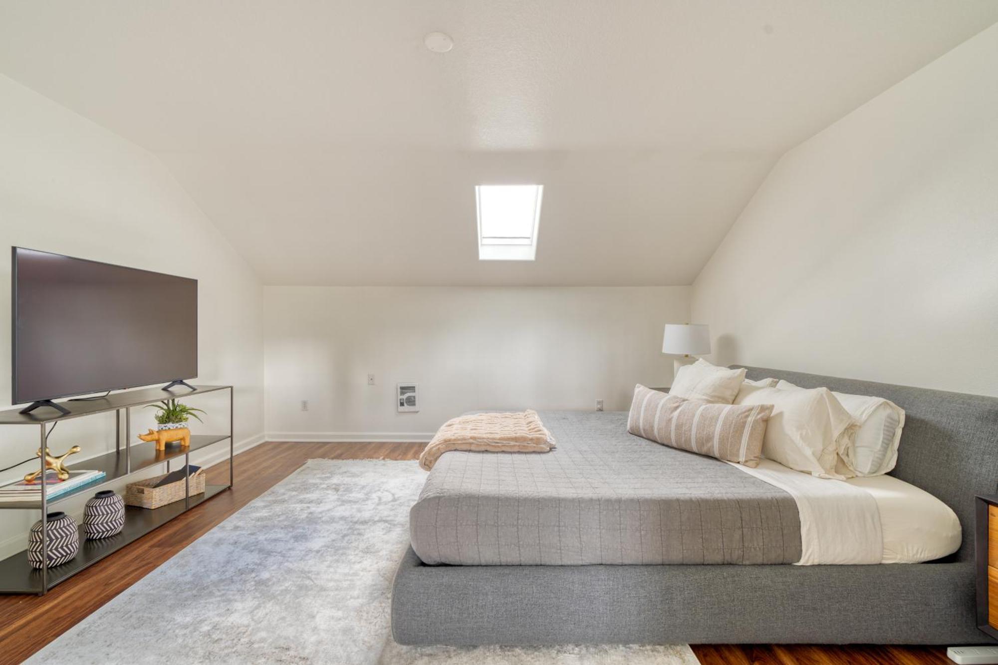 Stay Portland - Perfect Portland Farmhouse Loft - Breweries & Bars 외부 사진