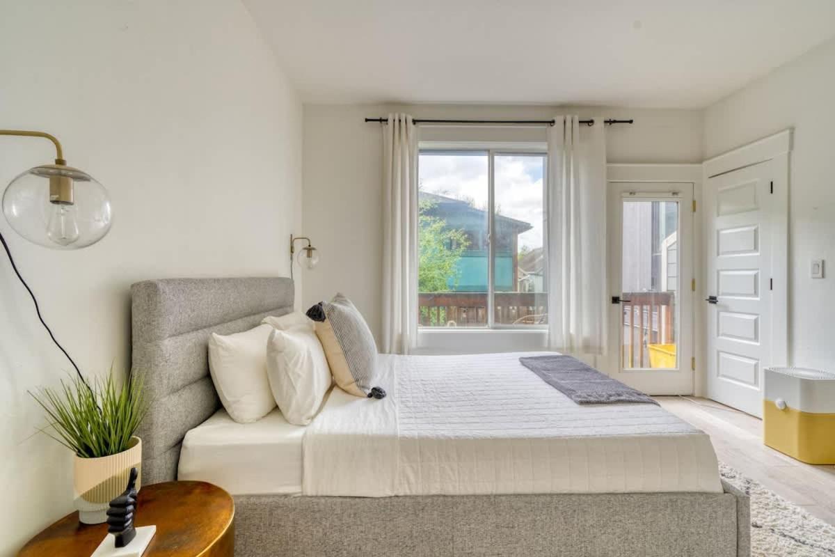 Stay Portland - Perfect Portland Farmhouse Loft - Breweries & Bars 외부 사진
