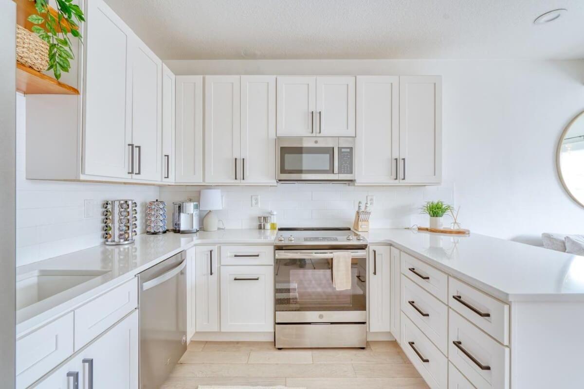 Stay Portland - Perfect Portland Farmhouse Loft - Breweries & Bars 외부 사진